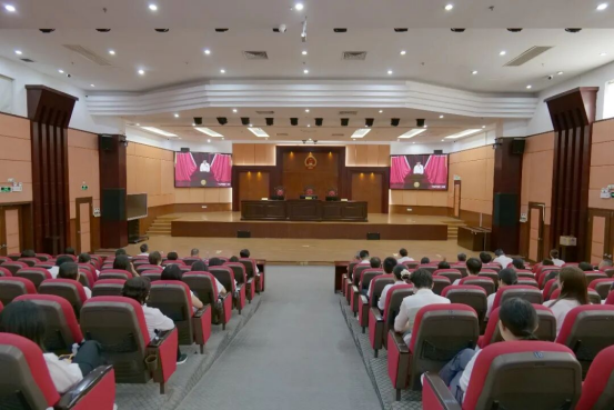 0630中山中院举行全市法院先进典型事迹报告会993.png