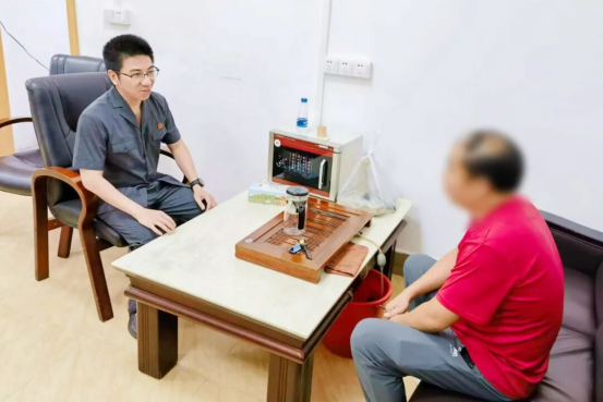 0707法苑红舟:“一夫”当关,万案速裁(1)1072.png