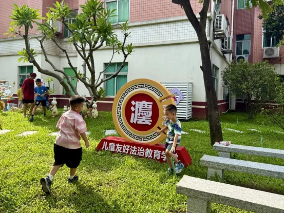 0722连获三镇点赞!中山黄圃法庭:把未成年人保护做进每一处细节(1)906.png