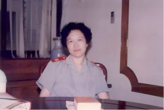 0806法苑红舟｜侯江：我的法院岁月455.png